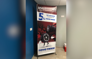 Image d'un roll-up publicitaire